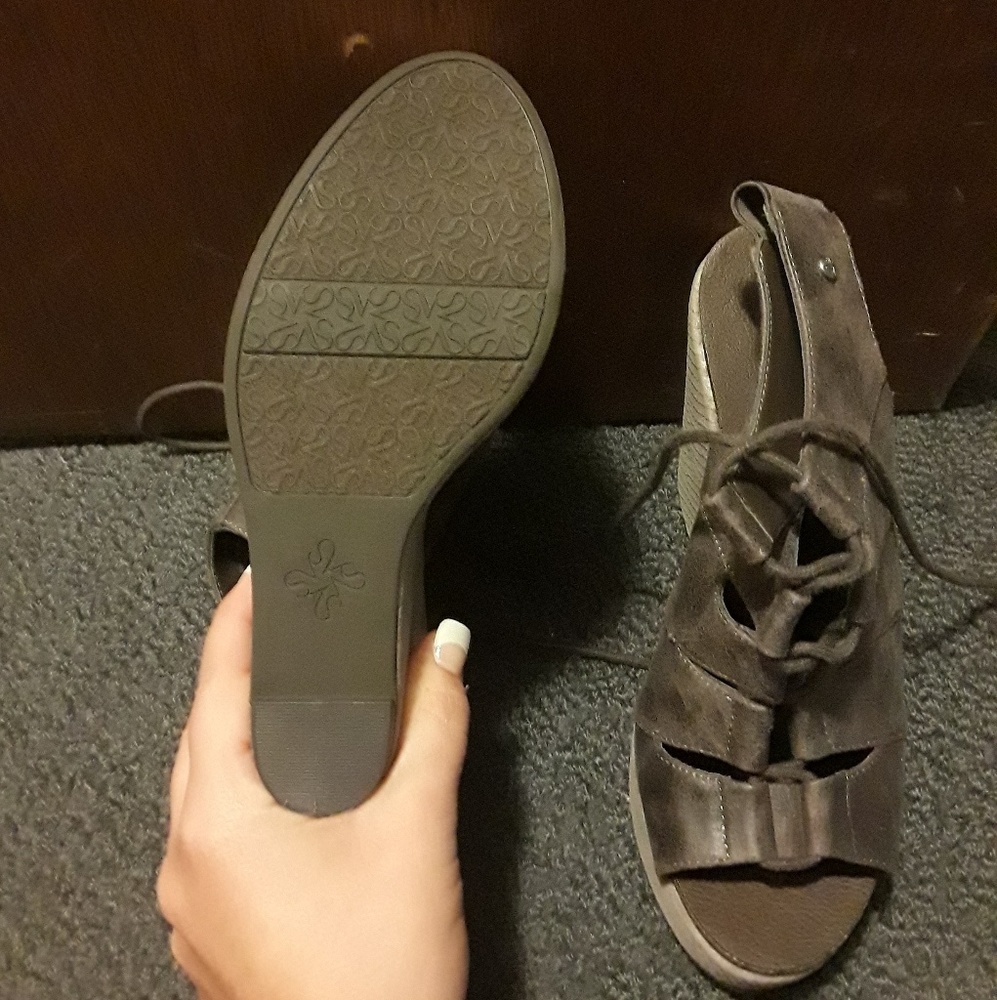 Wedges - Picture 2 of 2